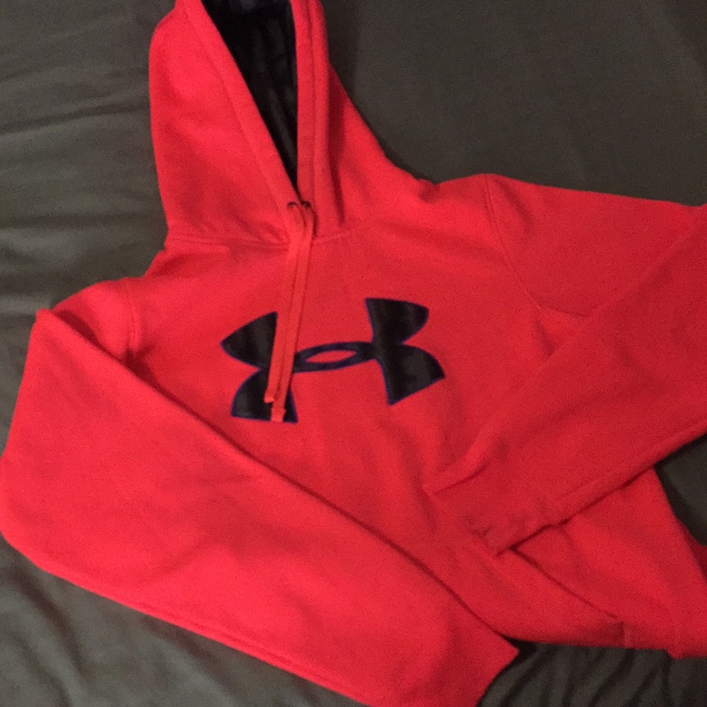 Under Armour Sweatshirt - Barely Worn!!